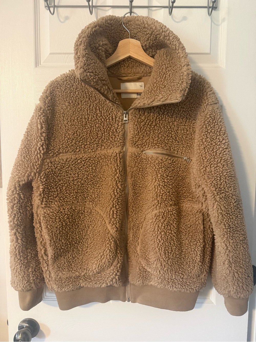 49. WILFRED PLUSH TEDDY SHERPA JACKET SZ S